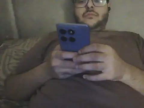 Snapshot of Anshlonely chatting on July 28, 2026, 2:24 pm Anshlonely online show from July 28, 2026, 2:24 pm