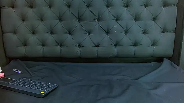 Snapshot of Joan_Usuga chatting on July 28, 2026, 3:21 pm Joan Usuga online show from July 28, 2026, 3:21 pm
