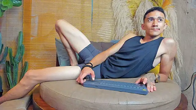 DemondSalvatore online show from July 19, 2026, 7:28 pm