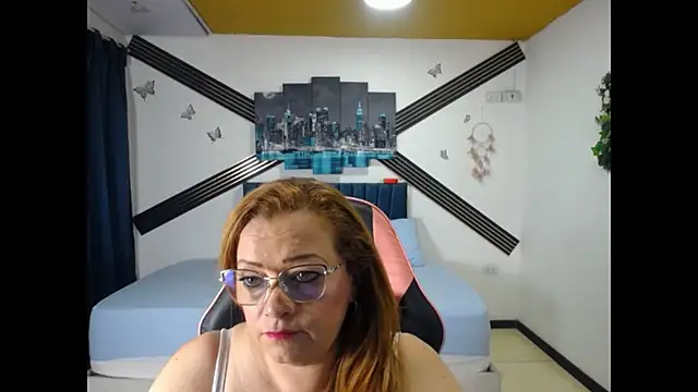 Snapshot of SharonStonn chatting on July 26, 2026, 3:14 am SharonStonn online show from July 26, 2026, 3:14 am