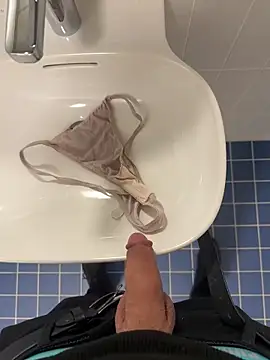 swissboy22 online show from March 1, 2026, 3:03 pm