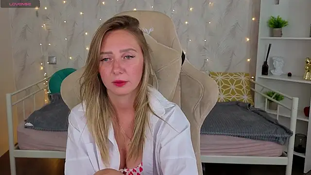 Gloria Baker online show from July 25, 2026, 5:38 am