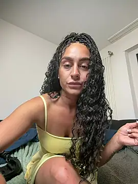 Snapshot of AyshaShirin chatting on July 28, 2026, 8:52 pm AyshaShirin online show from July 28, 2026, 8:52 pm