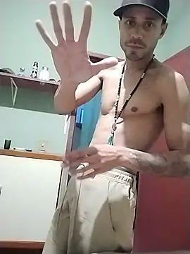 Snapshot of mr-greenr chatting on July 24, 2026, 11:14 pm mr-greenr online show from July 24, 2026, 11:14 pm