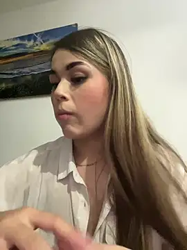 Vane Lee online show from July 23, 2026, 3:37 am