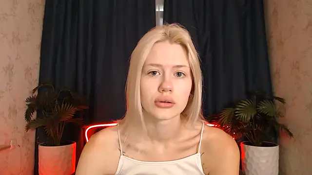 BlondyLedy online show from July 23, 2026, 12:57 am