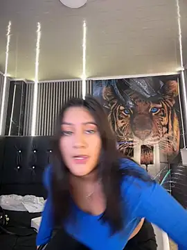 Snapshot of _Vyolet chatting on July 22, 2026, 5:10 am Vyolet online show from July 22, 2026, 5:10 am