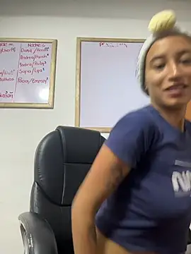 ROSIEPIXEL online show from July 25, 2026, 1:52 pm