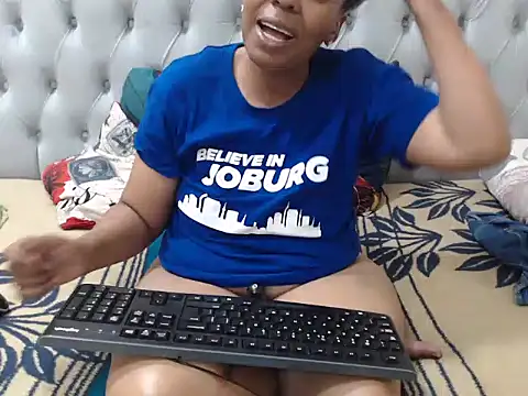 Snapshot of Haval_Black chatting on July 28, 2026, 5:47 am Haval Black online show from July 28, 2026, 5:47 am