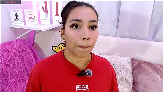 Snapshot of _Rios_Sofi_ chatting on July 22, 2026, 6:43 pm Rios Sofi online show from July 22, 2026, 6:43 pm