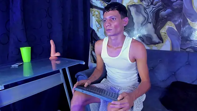 Snapshot of BEM-BOY chatting on July 22, 2026, 9:34 am BEM-BOY online show from July 22, 2026, 9:34 am