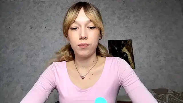 AriaFlyFerrari online show from July 26, 2026, 6:10 am