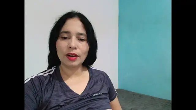 Snapshot of brynnwild chatting on July 27, 2026, 12:45 pm brynnwild online show from July 27, 2026, 12:45 pm