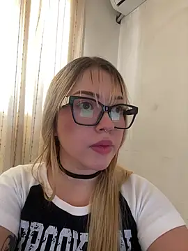 ZoeJhonson-1 online show from July 28, 2026, 4:50 pm