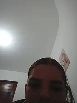 Snapshot of sillerzinha chatting on July 23, 2026, 6:44 am sillerzinha online show from July 23, 2026, 6:44 am