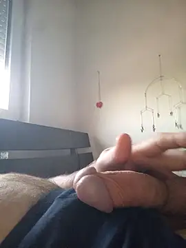 zvonkooo online show from July 25, 2026, 3:48 am