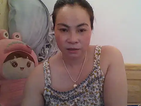 Snapshot of Link-lovely chatting on July 25, 2026, 7:28 am Link-lovely online show from July 25, 2026, 7:28 am