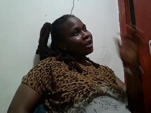 yummyychocolate  online show from July 29, 2026, 6:00 am