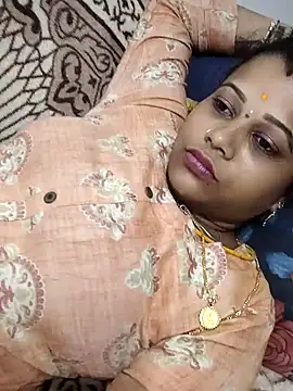 Jillukutty143 online show from July 27, 2026, 9:11 pm