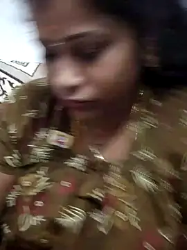 Jillukutty143 online show from July 28, 2026, 6:07 pm