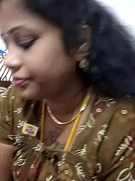 Jillukutty143 online show from July 28, 2026, 6:20 pm