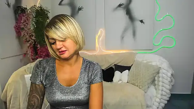 Ellen Cooper online show from July 28, 2026, 12:48 pm