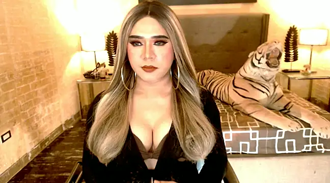 Snapshot of BigCumHuntersxx chatting on January 30, 2025, 6:54 pm BigCumHuntersxx online show from January 30, 2025, 6:54 pm