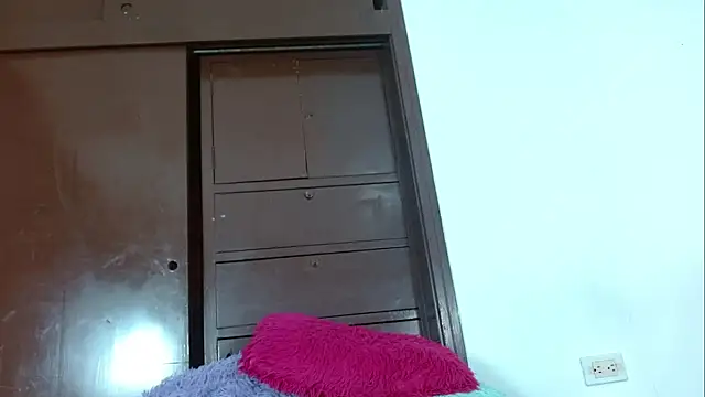 Any Ass Nasty online show from July 27, 2026, 1:18 pm