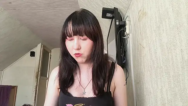 Snapshot of EmmaPerfect chatting on July 27, 2026, 7:59 am EmmaPerfect online show from July 27, 2026, 7:59 am