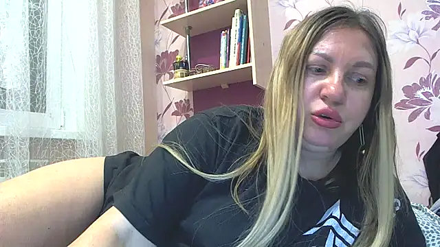 AmandaSexyHotAss20 online show from July 28, 2026, 9:03 pm
