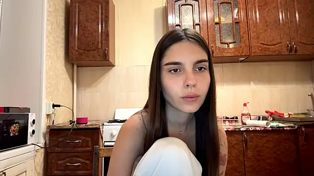 hey hey Bella online show from July 28, 2026, 7:50 pm