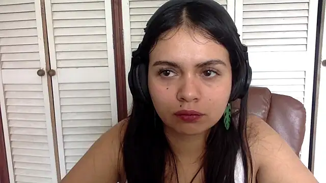 Snapshot of ValentinaCarnohan chatting on July 28, 2026, 8:52 pm ValentinaCarnohan online show from July 28, 2026, 8:52 pm