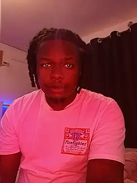 Snapshot of Biggy002 chatting on July 30, 2026, 12:59 pm Biggy002 online show from July 30, 2026, 12:59 pm
