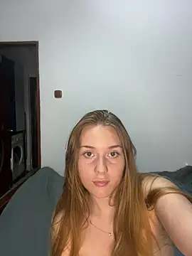 sweetsophiee20 online show from August 2, 2026, 7:12 pm