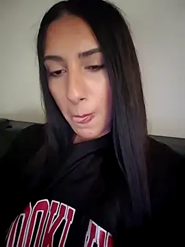 Andreea C online show from July 28, 2026, 3:32 pm