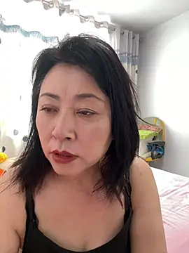 Snapshot of Lisa-008 chatting on July 28, 2026, 7:04 am Lisa-008 online show from July 28, 2026, 7:04 am