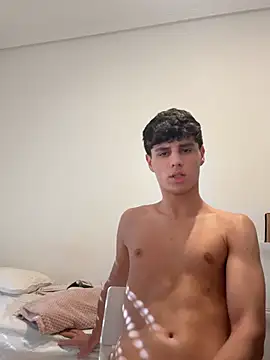 Snapshot of diegogymboy chatting on July 30, 2026, 7:18 am diegogymboy online show from July 30, 2026, 7:18 am