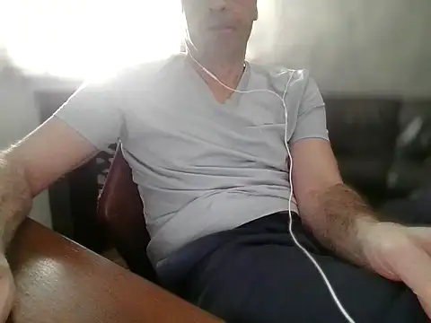 Snapshot of trebor600 chatting on February 24, 2026, 7:17 am trebor600 online show from February 24, 2026, 7:17 am