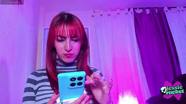 Snapshot of jessierocketx chatting on October 16, 2025, 3:35 pm jessierocketx online show from October 16, 2025, 3:35 pm