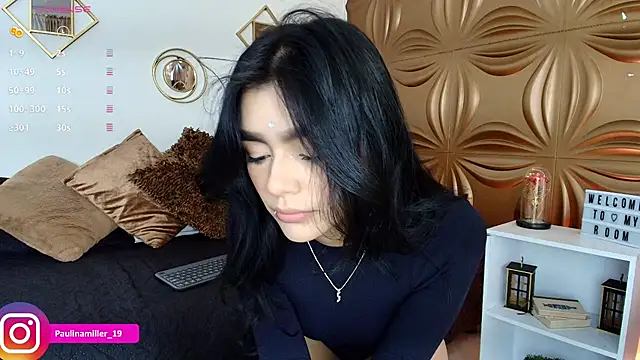 Paulinamillerr online show from July 27, 2026, 9:22 pm