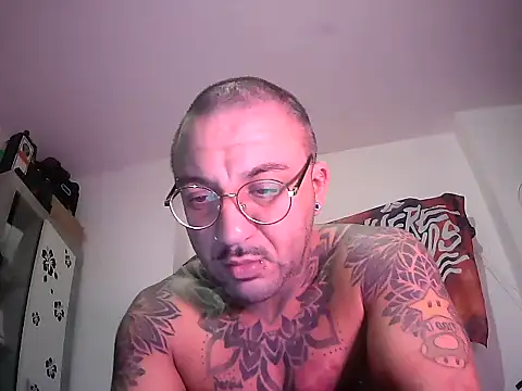 MagicStickBoy online show from December 23, 2025, 8:23 am