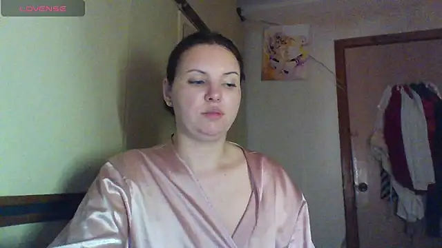 Snapshot of Alisa_Milt chatting on July 27, 2026, 7:32 pm Alisa Milt online show from July 27, 2026, 7:32 pm
