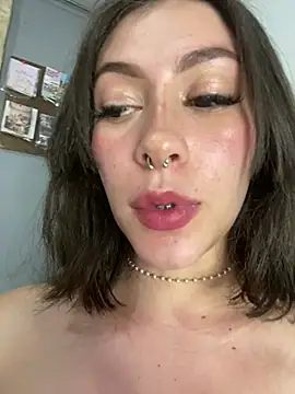 Snapshot of Amy_free chatting on July 27, 2026, 11:23 pm Amy free online show from July 27, 2026, 11:23 pm