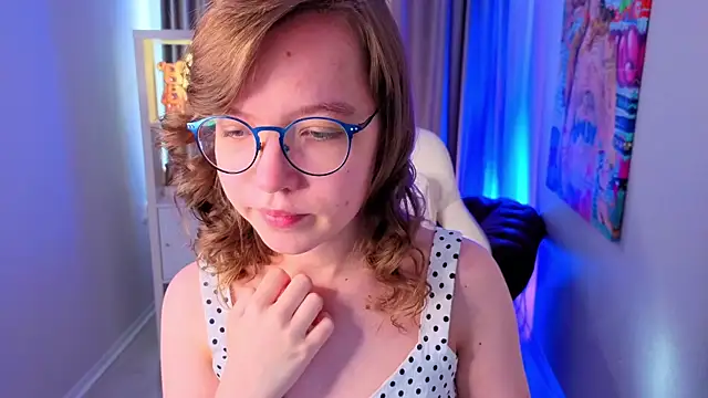 LiaBroock online show from July 26, 2026, 1:29 pm