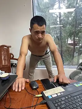 xuanxuan0202 online show from July 28, 2026, 10:21 am