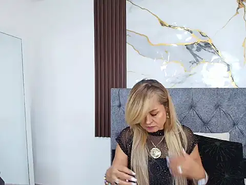Snapshot of salomeparker_ chatting on July 29, 2026, 1:20 pm salomeparker online show from July 29, 2026, 1:20 pm