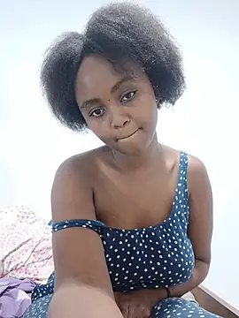 Prettyval77 online show from July 28, 2026, 9:36 pm