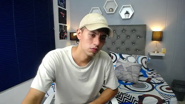 xxxthesupercum online show from July 29, 2026, 1:26 am