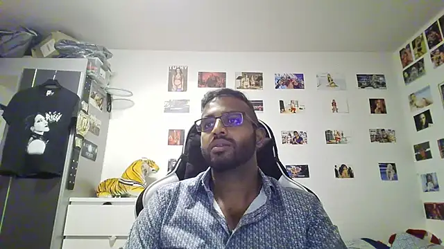 xXxChrisKissxXx online show from July 28, 2026, 11:26 pm