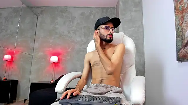 Snapshot of Felipe-Casttan chatting on July 29, 2026, 3:15 am Felipe-Casttan online show from July 29, 2026, 3:15 am